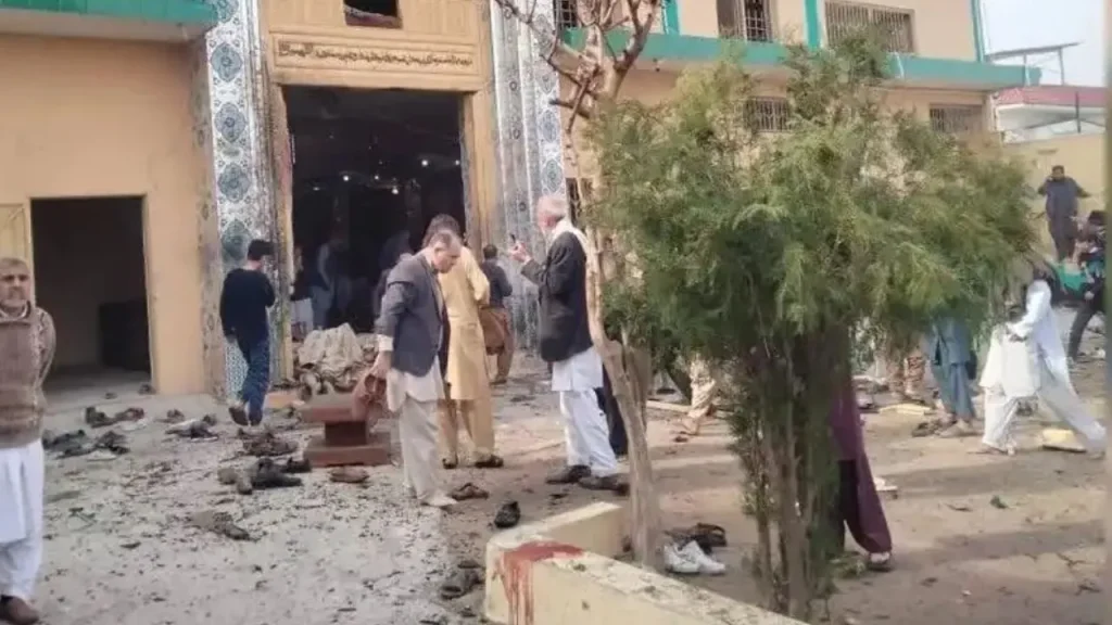 Pakistan-Imam-Bargah-explosion_V_jpg--1280x720-4g