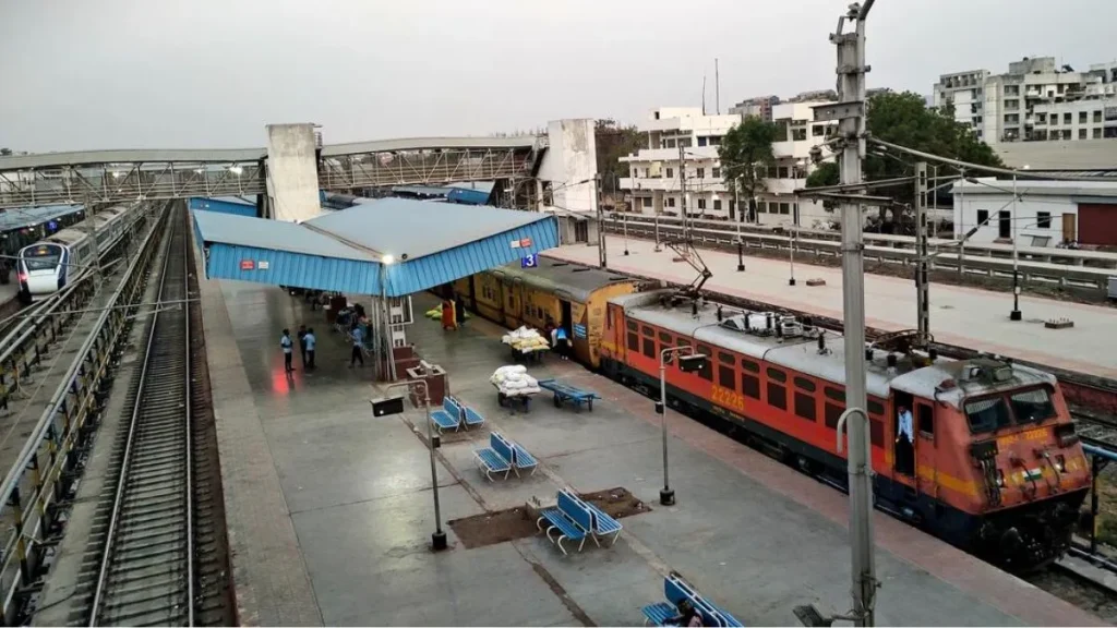 railway-plafrom-1770956657