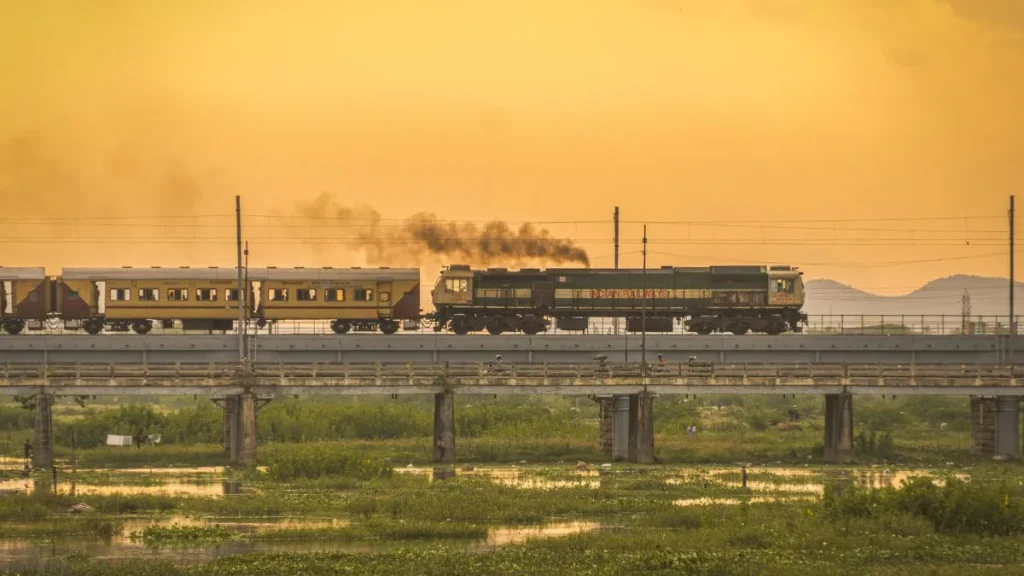 train-southernrail-9-1770691807