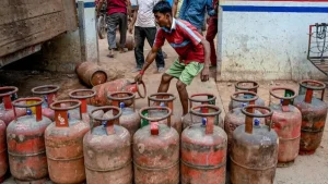 indira-canteen-lpg-gas-1773375226