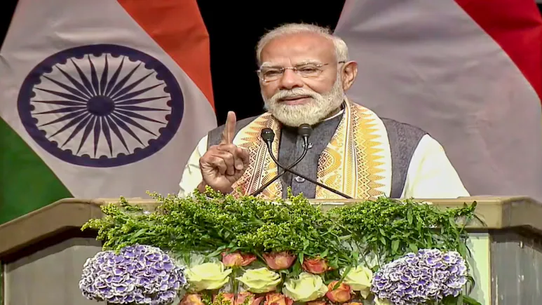 kvdd55k4_pm-modi_625x300_16_May_26