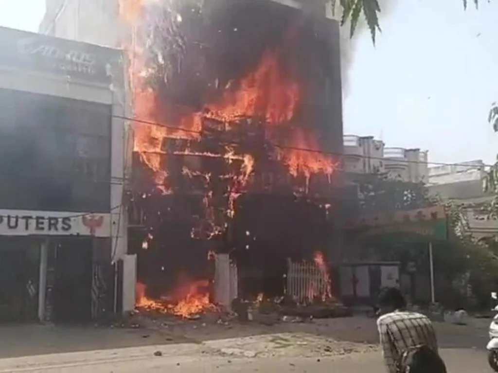 aag1_1782136427250_1782136430977