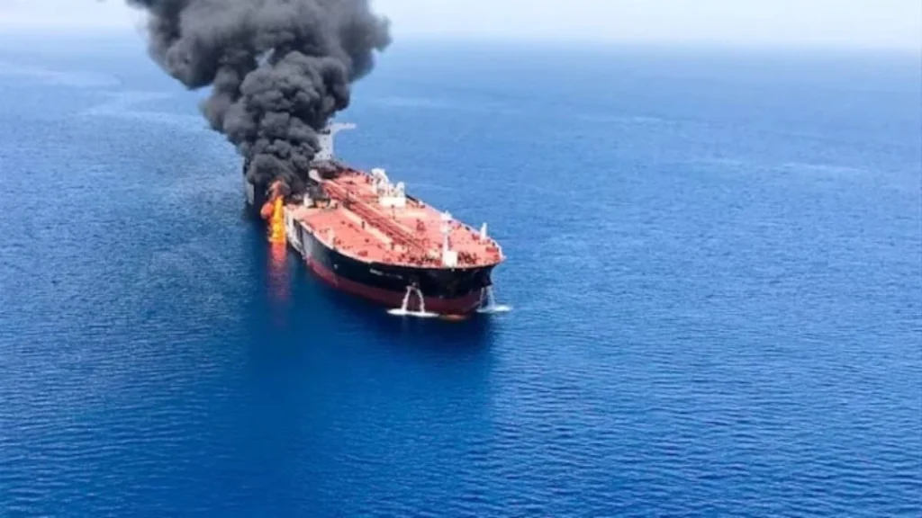 6a6418ba8a083-tanker-attack-2500