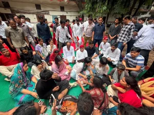 Dimple_Yadav_march_to_Jantar_Man