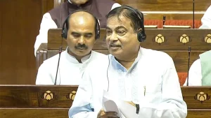 nitin-gadkari-on-e20_V_jpg--1280