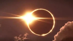 Solar-Eclips-1786506158789_v