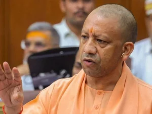 yogi_in_vidhansabha_178598265661