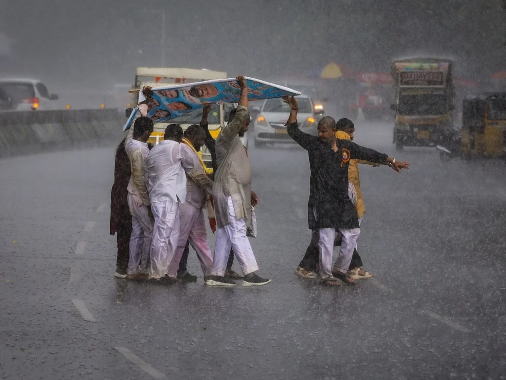 Cyclone_Arnab_1789973477903_CvZ6