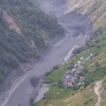 नेपाल में भीषण बाढ़ से भारी तबाही, 40 घर और 6 पुल बहे; 150 से ज्यादा विदेशी पर्यटक फंसे